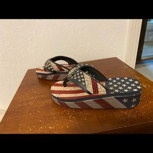 Montana West flips flops